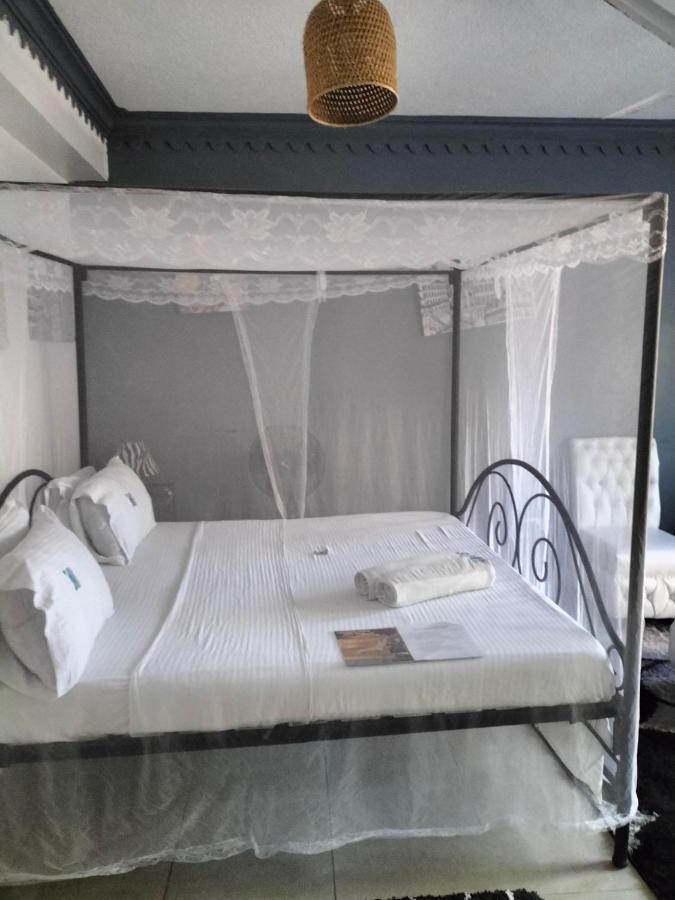 Luxurious Studio Apartments Mombasa Exterior photo