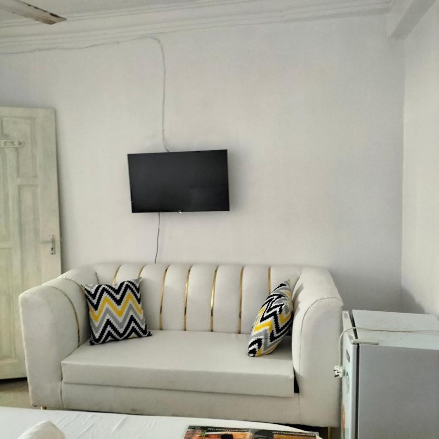 Luxurious Studio Apartments Mombasa Exterior photo